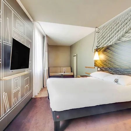 Ibis Germain En Laye Centre 3* Saint-Germain-en-Laye