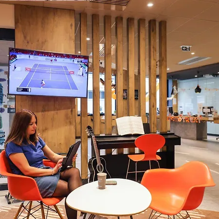 Ibis Germain En Laye Centre 3*