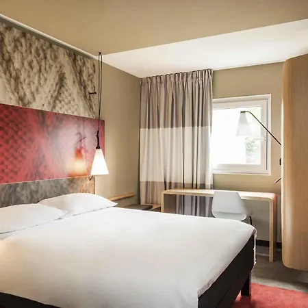 Ibis Germain En Laye Centre