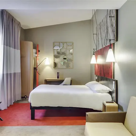 Ibis Germain En Laye Centre מלון 3*
