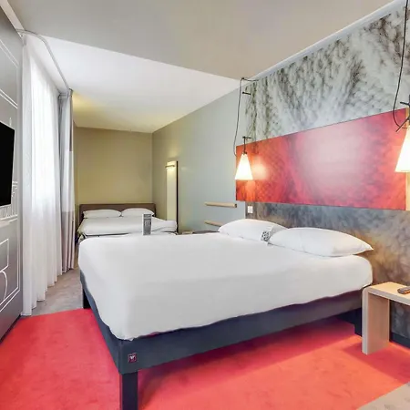 Ibis Germain En Laye Centre Hotel 3*