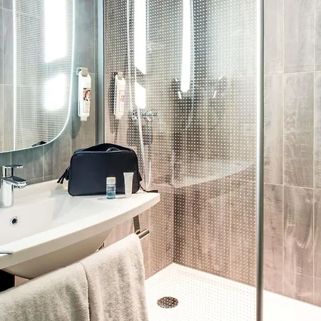 Ibis Germain En Laye Centre 3*