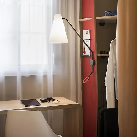 Ibis Germain En Laye Centre Hotel 3*