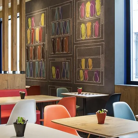 Ibis Germain En Laye Centre 3*