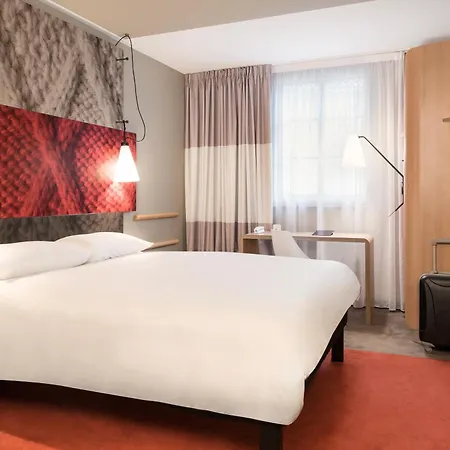 Ibis Germain En Laye Centre