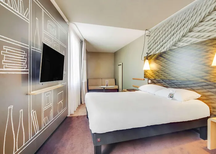 Ibis Germain En Laye Centre 3* סן-ז'רמן-אן-לה