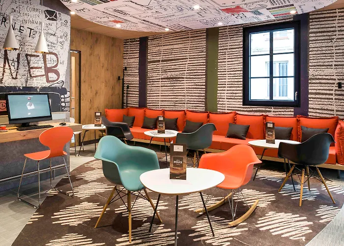 מלון Ibis Germain En Laye Centre 3*
