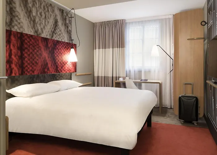 Ibis Germain En Laye Centre מלון סן-ז'רמן-אן-לה